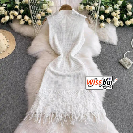 Robe en maille côtelée à col roulé et ourlet à franges - GRC