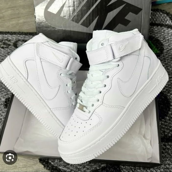1 Nike Air Force 1 Mid '07 – Image 1