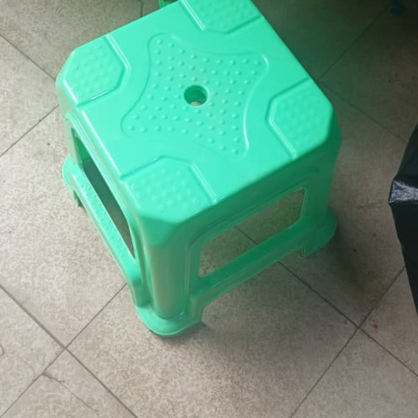 Design sans titre (97) chaise – Image 1